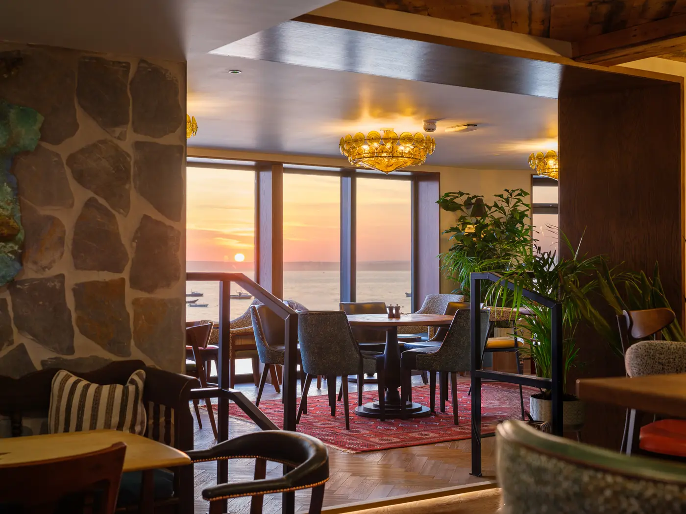Hotel Bar, Pub, Restaurant, Pedn Olva, St Ives, Bifold Doors, Sea Views