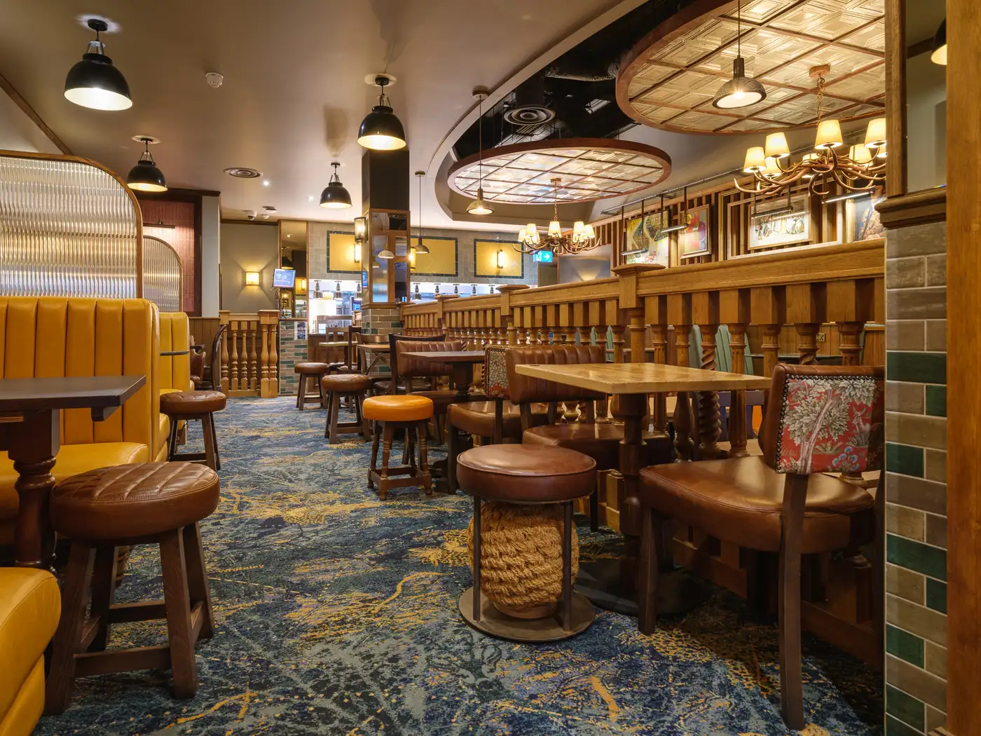 pub design, new pub, the round coppice, whiteley, modern pub, hospitality design, bar design, restaurant design