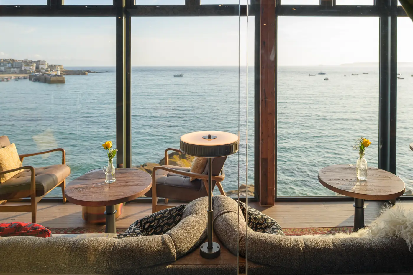 The Lookout, Lounge, Dining, Pub, Restaurant, Bar