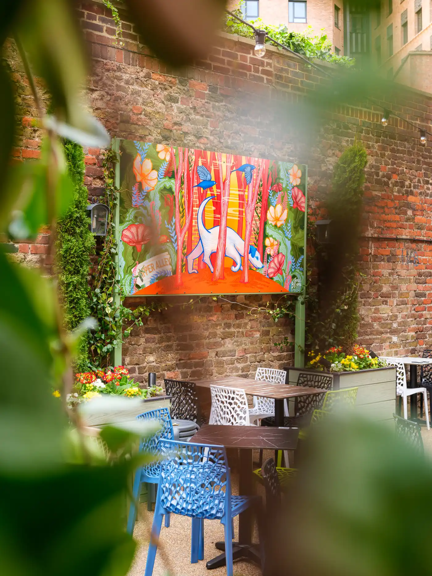 courtyard garden, courtyard, garden, pub garden, artwork,