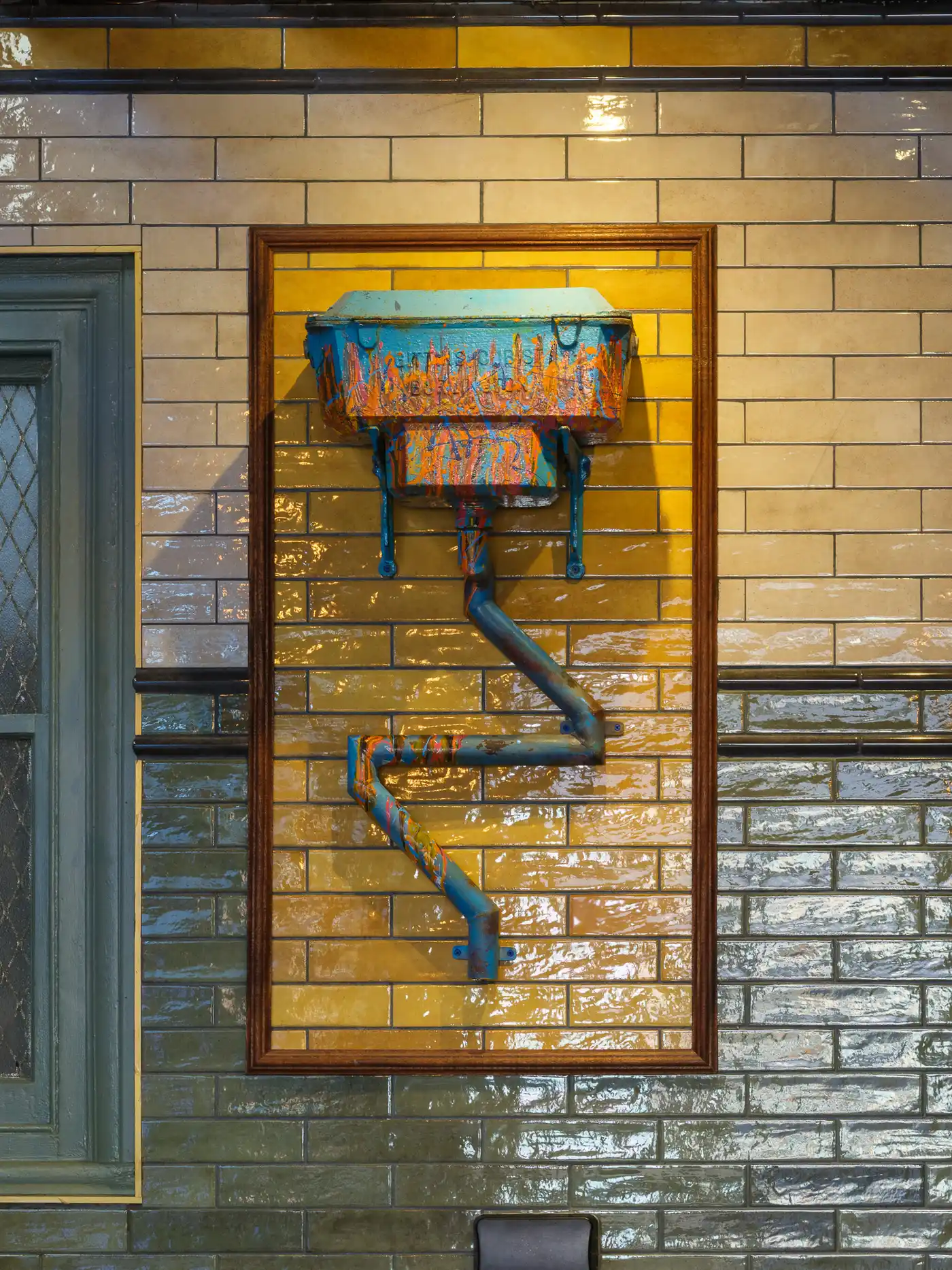 pub design, artwork, bespoke art, commission, street art, graffiti, converted toilets, sculpture