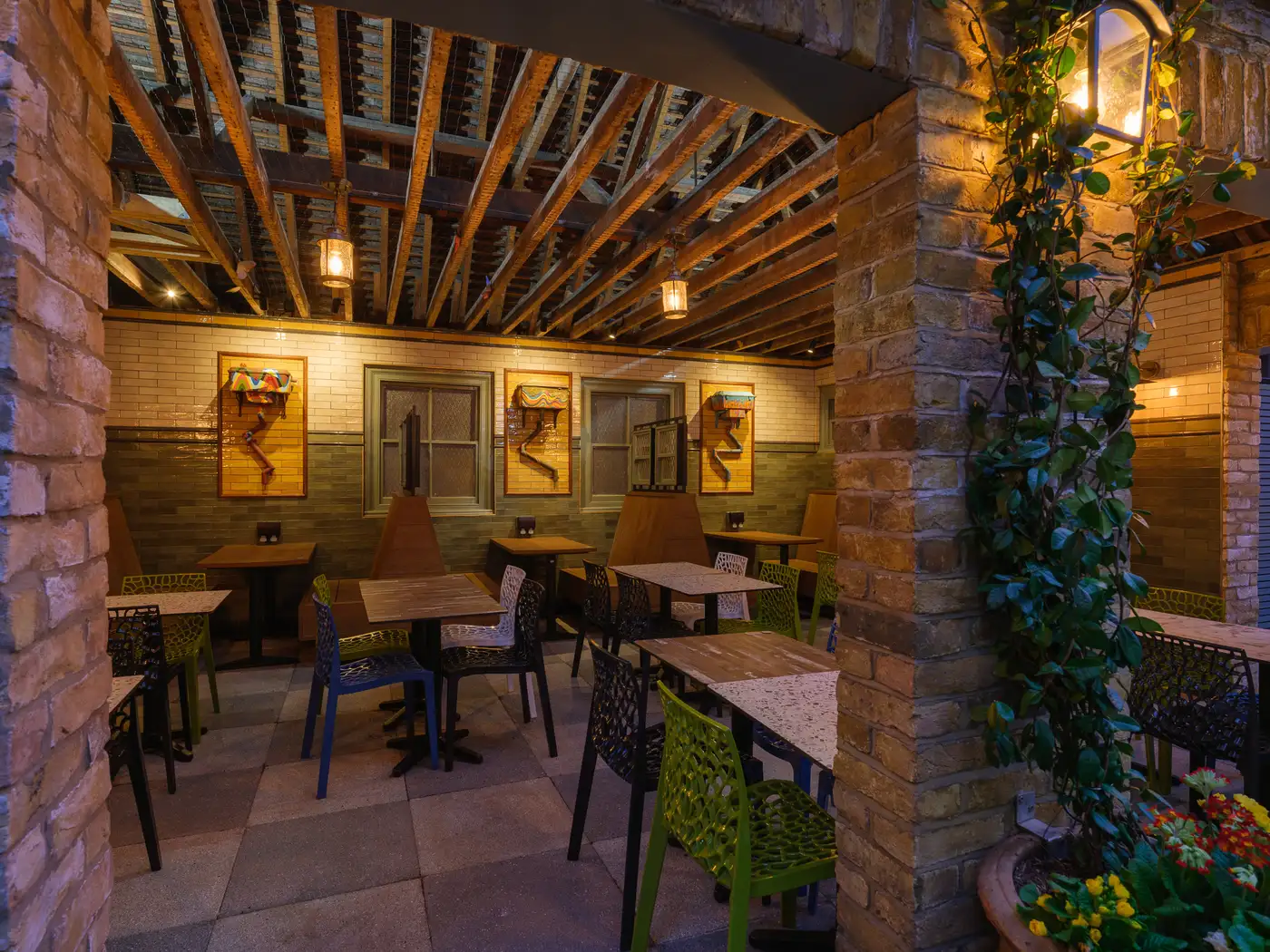sheltered area, smoking shelter, seating area, courtyard garden, converted toilets, beer garden